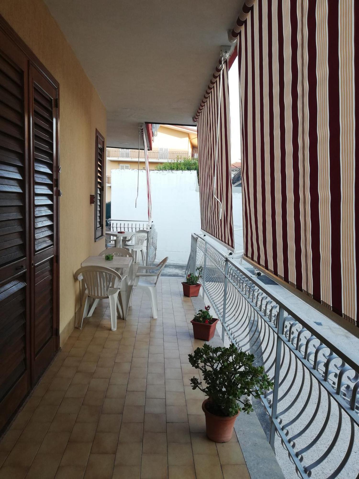 Hotel Via Pisa Riposto Exterior foto